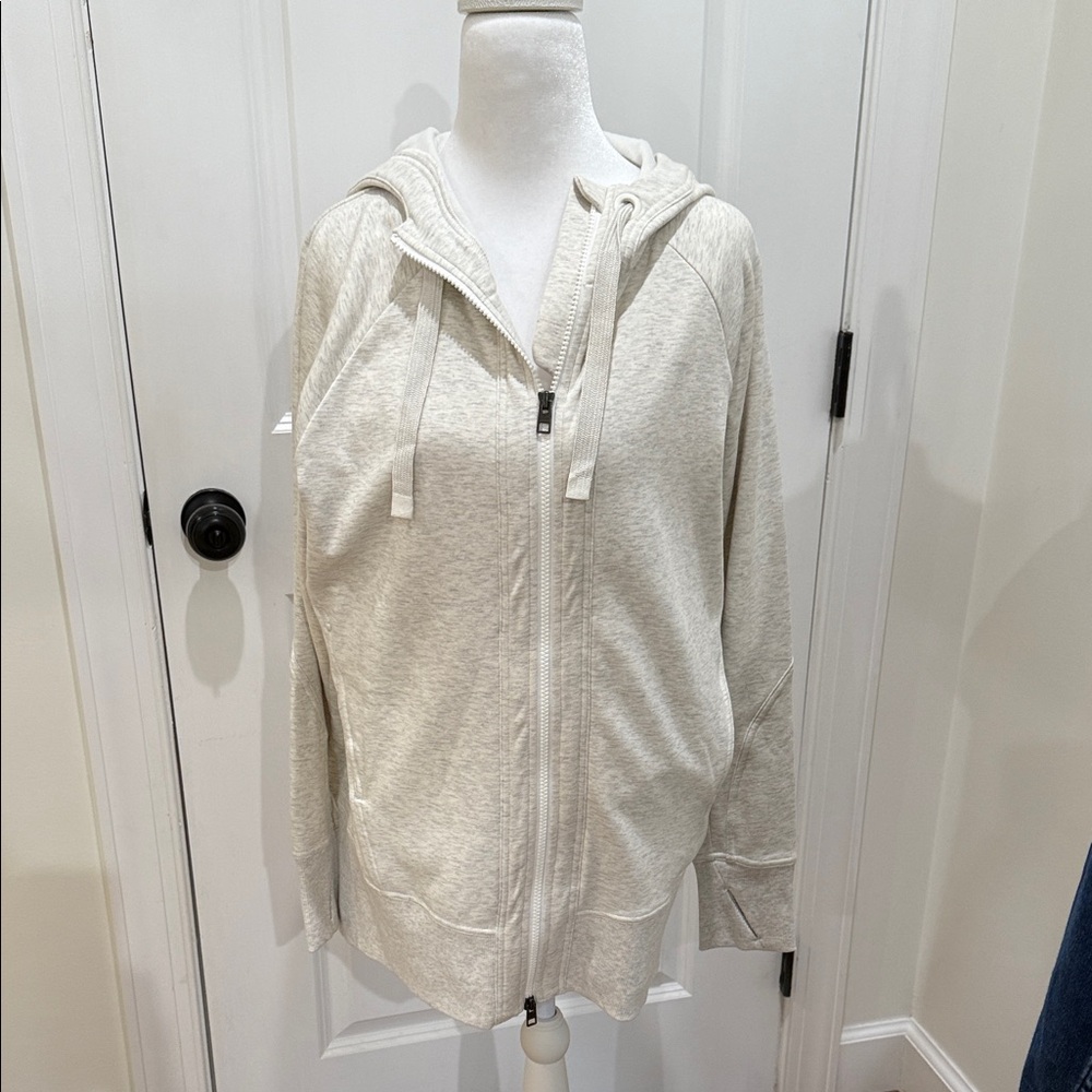 Athleta Triumph Women's long Light Gray Zip-Up Hoodie